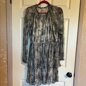 Women's Metallic Black & Silver Tiered Long-Sleeve Dress